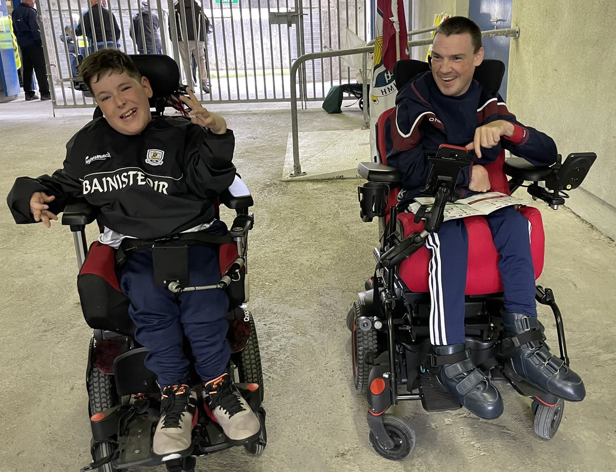 for_tomas's tweet image. What an afternoon. Bring on the Rossies. Congrats Cillian on #MOTM Great to meet @mmccartney011 and my fellow Galway Supporter John Tobin. @Galway_GAA @AIB_GAA