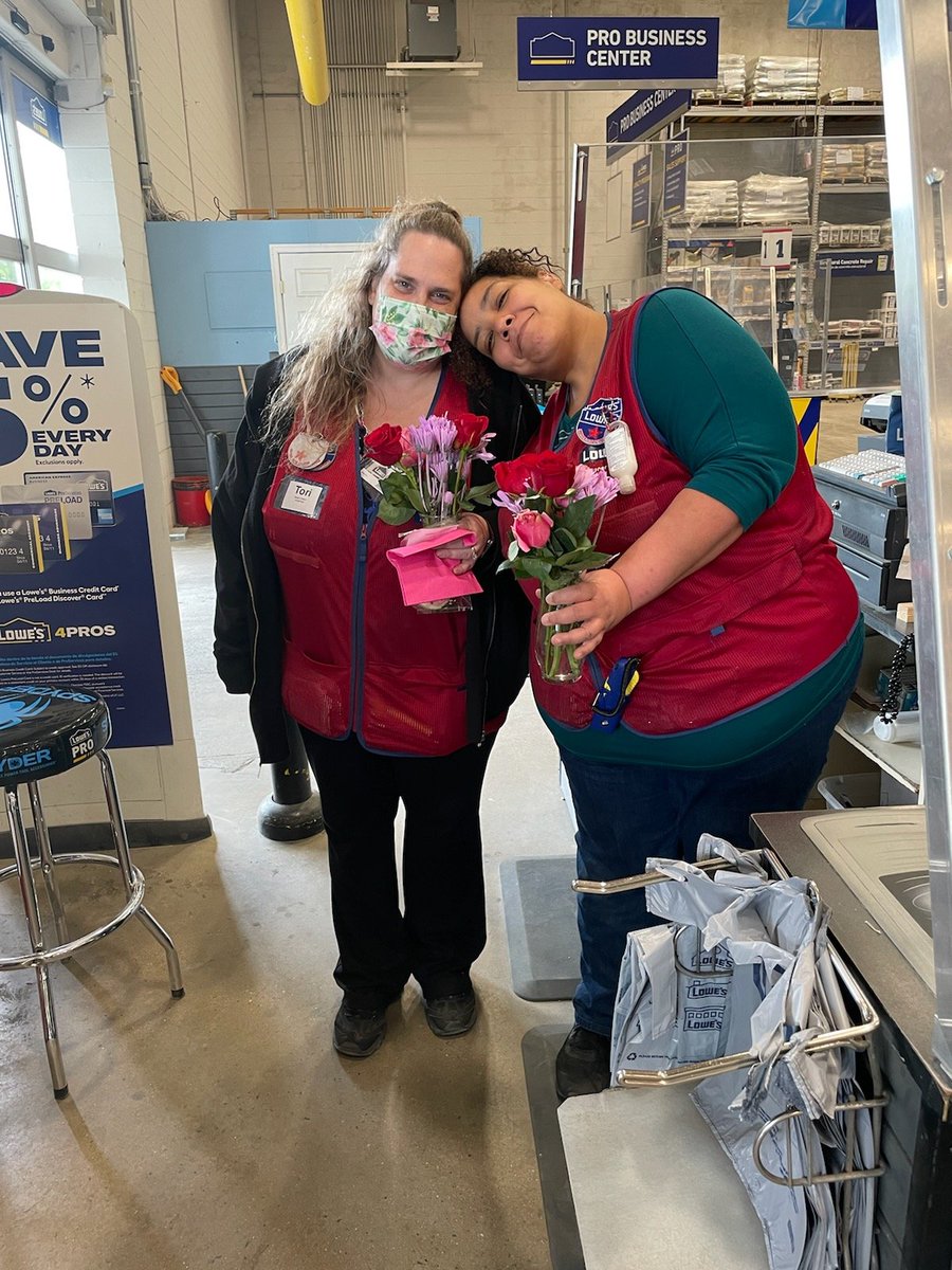 Happy Mother's Day! to all that wear the Vest! <a href="/DustinCornell5/">Dustin Cornell</a> <a href="/BenitoKomadina/">Benito.Komadina@Lowes</a> <a href="/BlueBoxR1/">@BlueBoxR1</a>