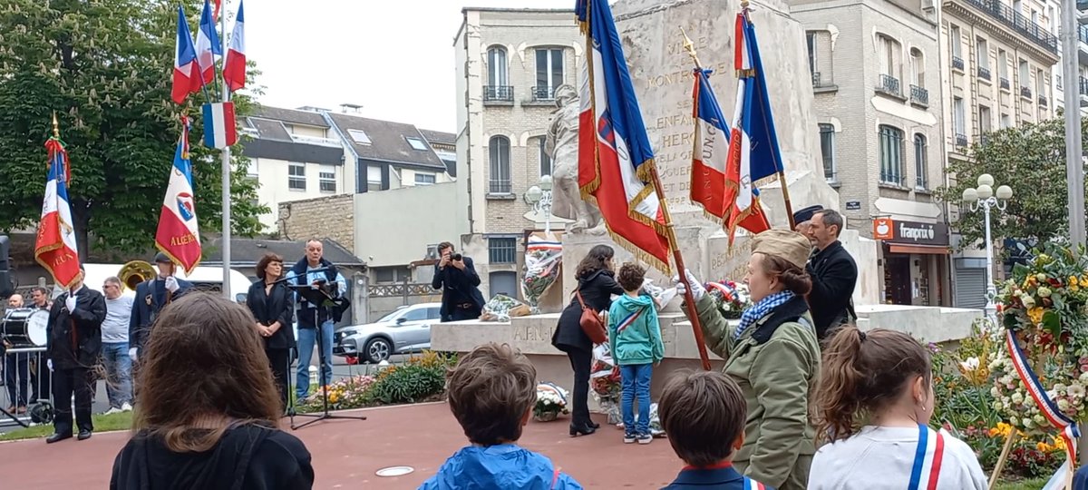 flora_claquin's tweet photo. Très honorée d'avoir représenté @joaquimtimoteo aux cérémonies du #8Mai à #Montrouge, pour rendre hommage à celles et ceux qui ont vaincu le nazisme. https://t.co/o57FQsxsL3