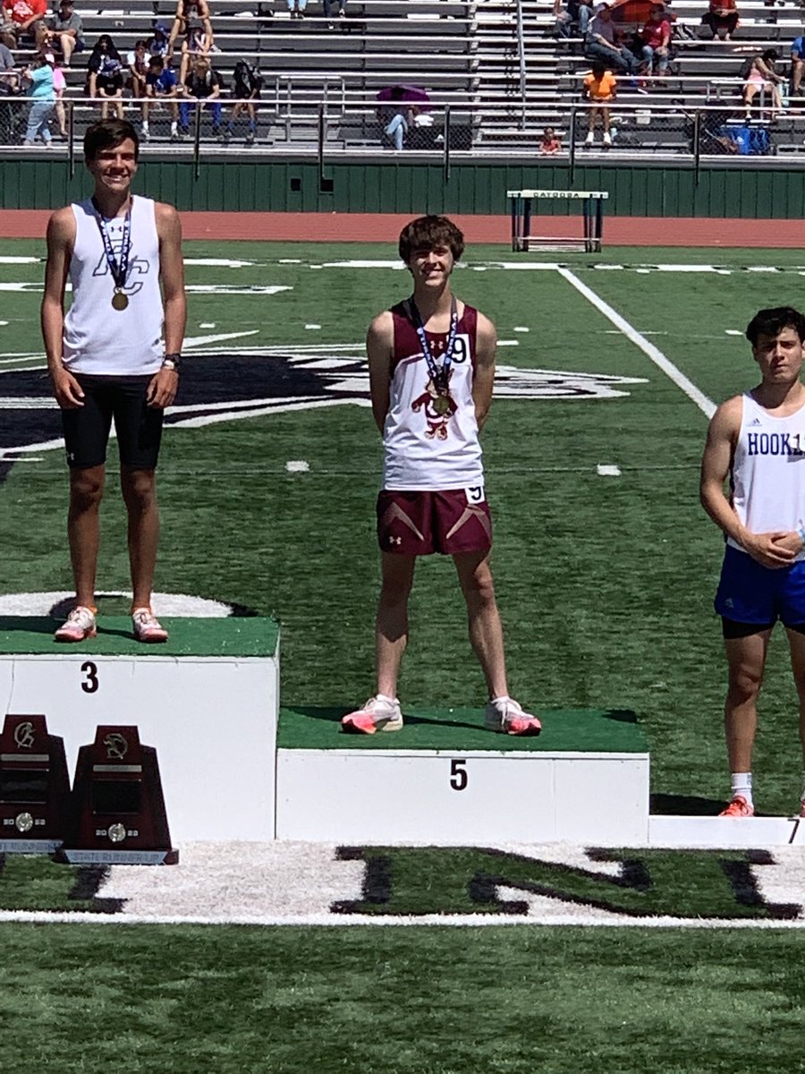 BedickAmber's tweet photo. We watched an impressive run at the OK State Track meet in the boys 1600m run Gage Bedick ranked 9 in the State came from behind in 10 place to sprint the last 200m &amp; pass 5 boys to place 5th w/ a personal best of 4:53 So proud of him &amp; what an amazing race https://t.co/VblKhI8TKM