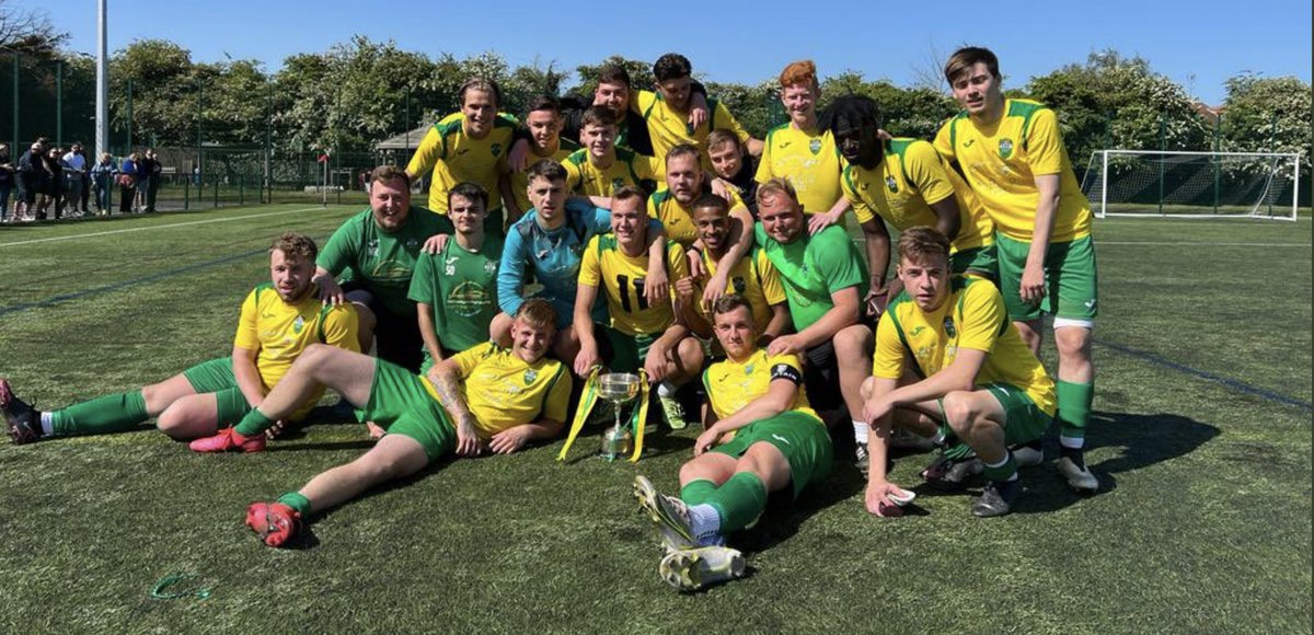 J8cko1976's tweet photo. Raced back from Hampshire &amp; so pleased I got to see the last 40 minutes of this game. Plenty of action and some excellent performances in that time. One more push next week @EHUSunRes! #TrebleIsOn 🏆🏆? https://t.co/hmTEZdH8E3