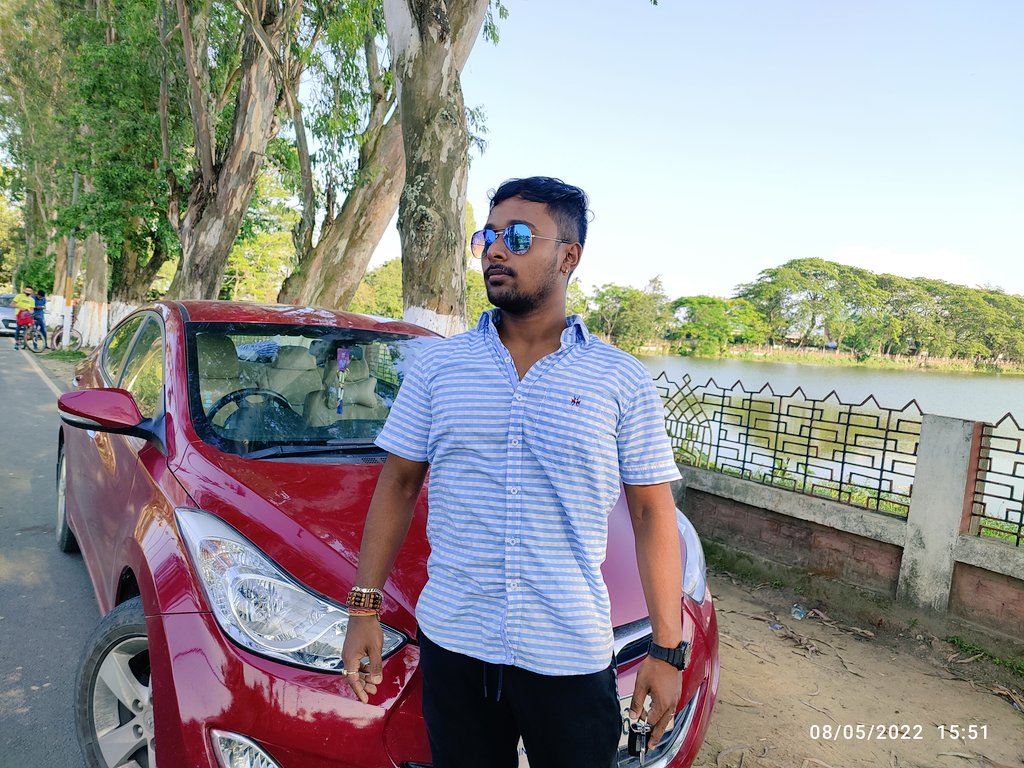 surajeetkakoty's tweet photo. There's three things men always talk about - women, sports, and cars.

#Cars #love #carislove #carlover #Automotive #autofreak #automobile #carfreak #carenthusiast #elantra #hometown https://t.co/7iby6bs4cZ