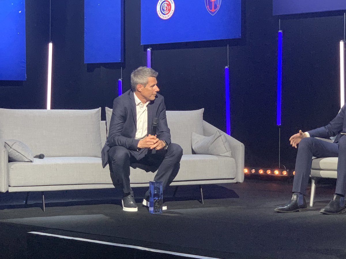 Olivier Frapolli élu entraîneur de la saison de <a href="/NationalFFF/">Championnat National</a> ! Bravo coach ! 👏🟠⚫️