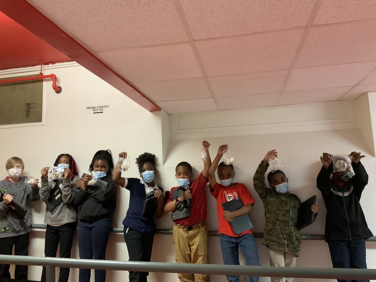 PRambert tweet media