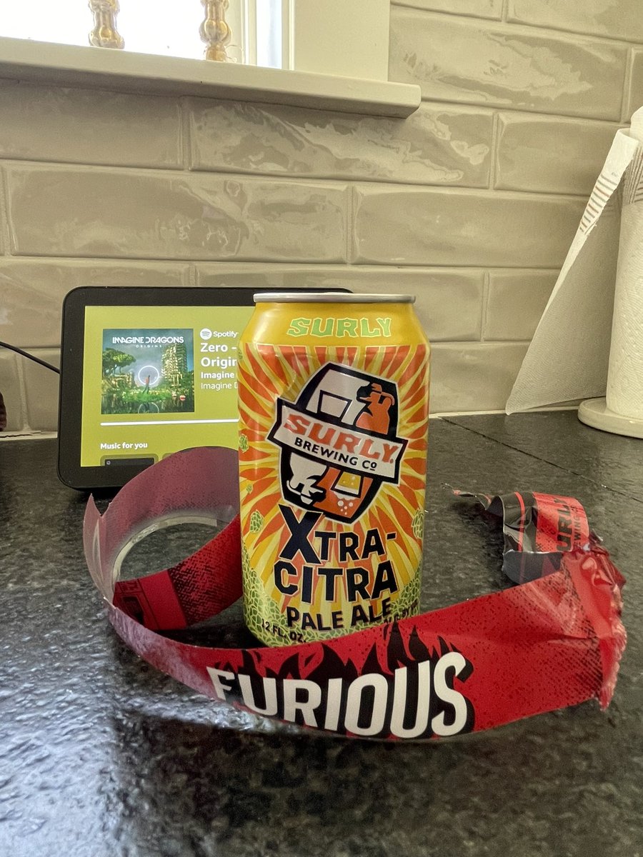 LindsayMikkels1's tweet photo. I was was wondering why my Furious tasted a bit different. I guess I was drinking Xtra Citra with a double label. @surlybrewing #wrongcover #ithoughtittastedweird https://t.co/gEZ7DjFScN