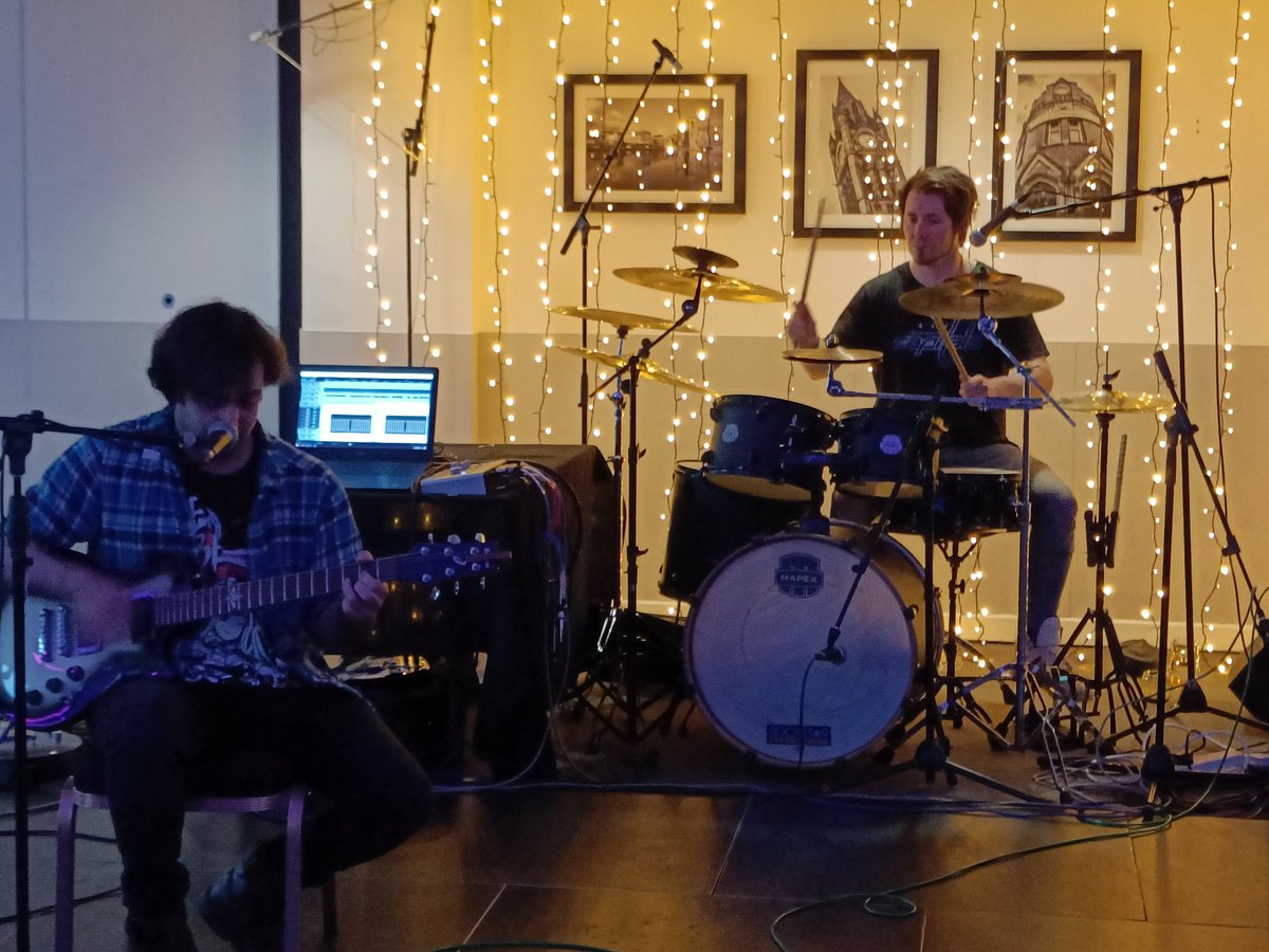 Official_Remake's tweet photo. Last night was a lot of fun and we hope you enjoyed the stripped back semi-acoustic versions of the ELEMENTS tracks. 

Was great to perform some of these 10 year old classics again for the first time in years, but also joined by the new additions. 

Thank you so much. https://t.co/p62vLPEiaL