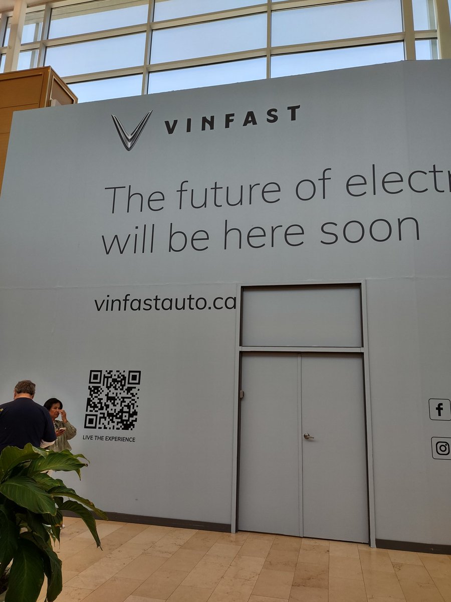 CdnBugger's tweet photo. We drove almost an hour...we're here...where are you?
@VinFastCanada https://t.co/wr2Naelh1e