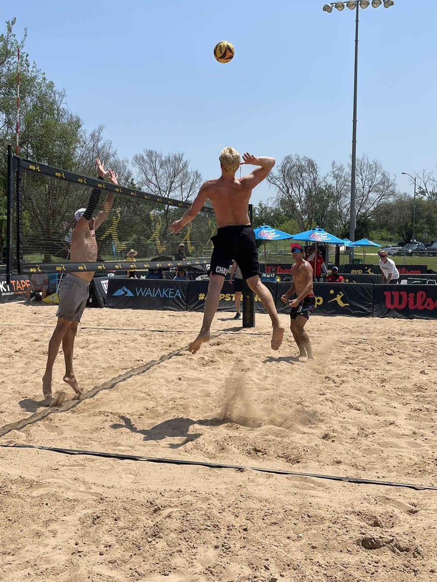 Goodman's tweet photo. In case you didn’t know, former Houston Rocket and NBA Dunk Contest participant Chase Budinger is now an elite pro beach volleyball player. Currently playing for a spot in the Austin Open final #AVPStrong https://t.co/J8USzHQhxr