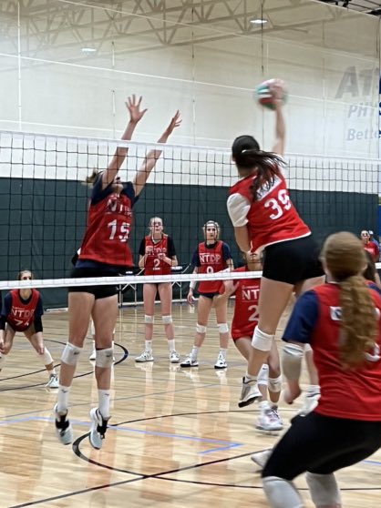 Julia Headley (@headley_julia) on Twitter photo I had so much fun in Chicago learning and competing with these amazing athletes all throughout the country! #4th time NTDP invite and attendee, 18U group #NTDP <a href="/usavolleyball/">USA Volleyball</a> I had so much fun in Chicago learning and competing with these amazing athletes all throughout the country! #4th time NTDP invite and attendee, 18U group #NTDP <a href="/usavolleyball/">USA Volleyball</a>