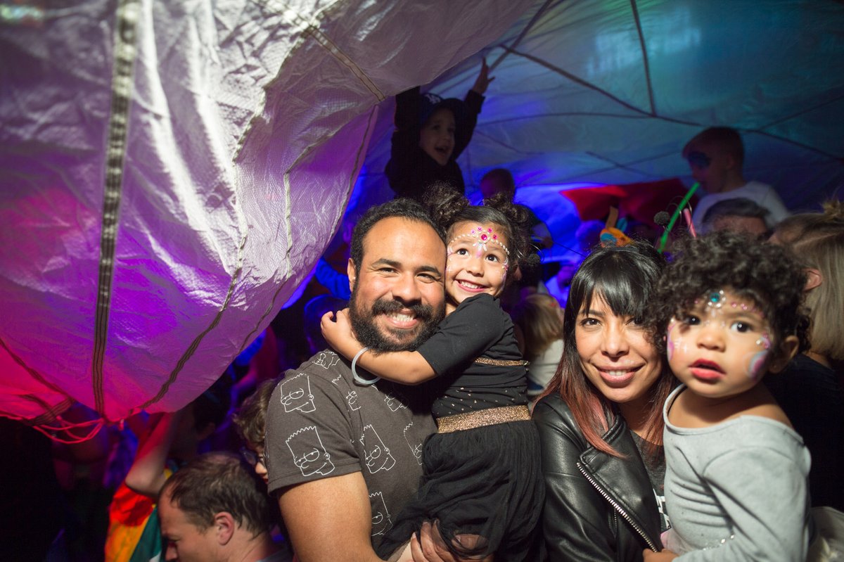 BFLFevents's tweet image. The World's First DESI BEATS Family Rave is coming to Birmingham with @bbcasiannetwork's Bobby Friction on the decks! UK Rave meets Bollywood! 

Sunday 22nd May / 2-4PM / Rosies Nightclub

eventbrite.co.uk/e/big-fish-lit… #brumhour #whatsonbirmingham #ichoosebirmingham