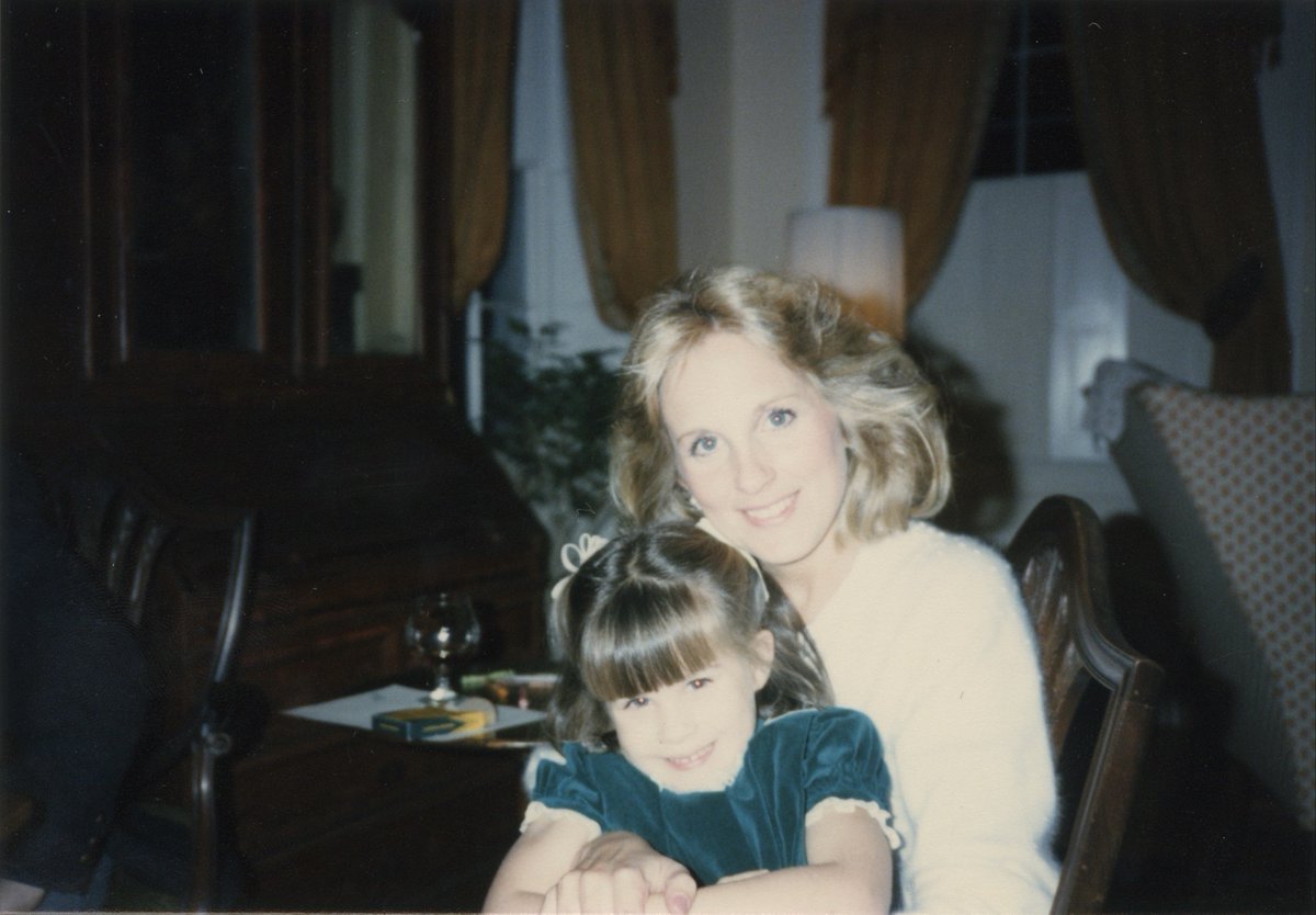 First Lady Jill Biden and Ashley take a picture