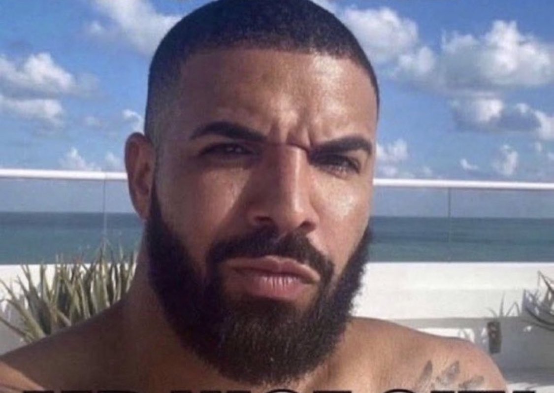6handhi's tweet photo. How I’m sliding into y’all’s moms dms after you post em for Mother’s Day😈 https://t.co/wTBKA02zeF