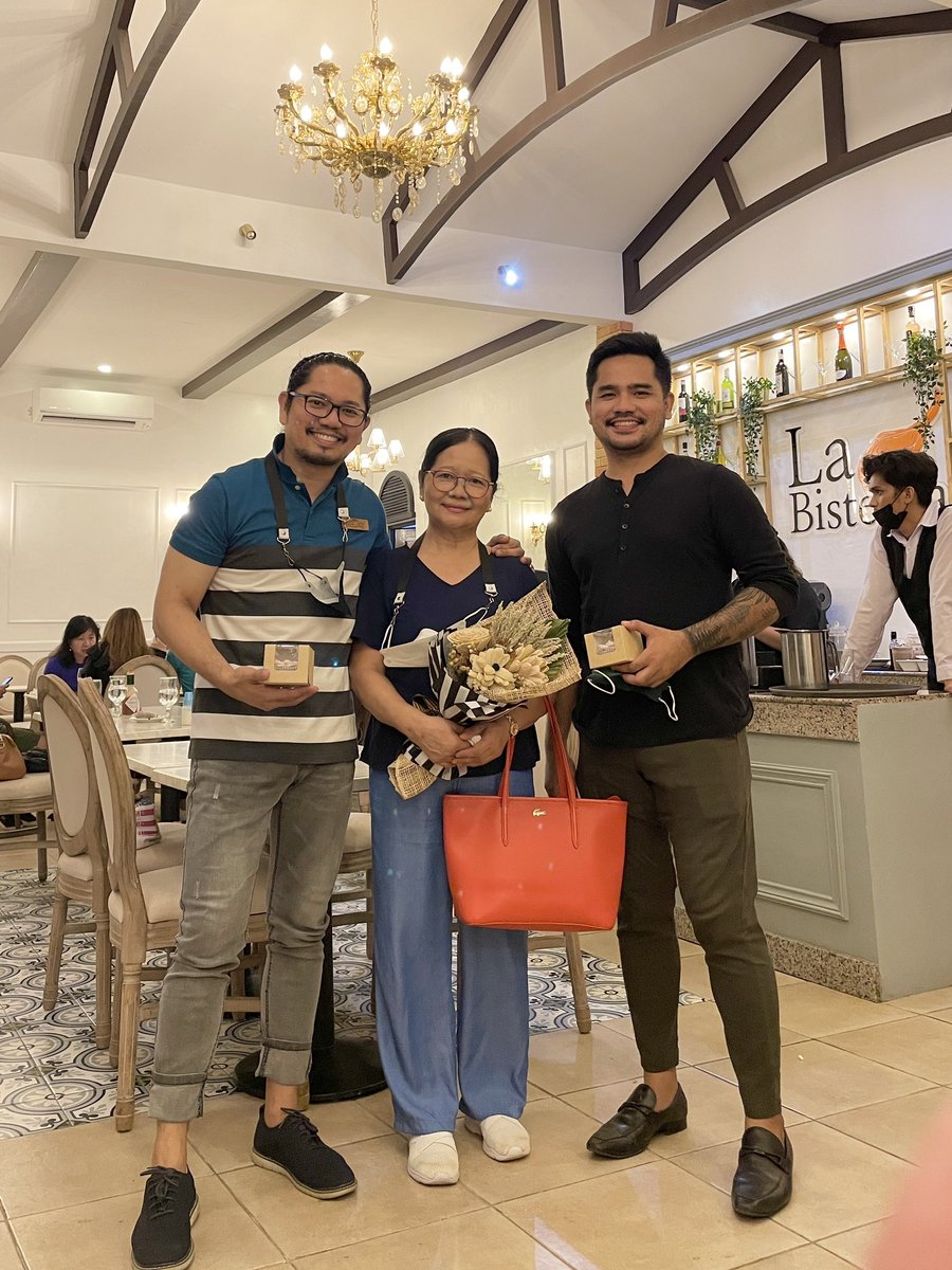 beejtantoco's tweet photo. HAPPY MOM’S DAY to our Mommy Chef Cecil!
More tasteful foods to come!!! 

😋💐🌿 
#ChefCecil👩🏻‍🍳 https://t.co/DOi6tbULjy