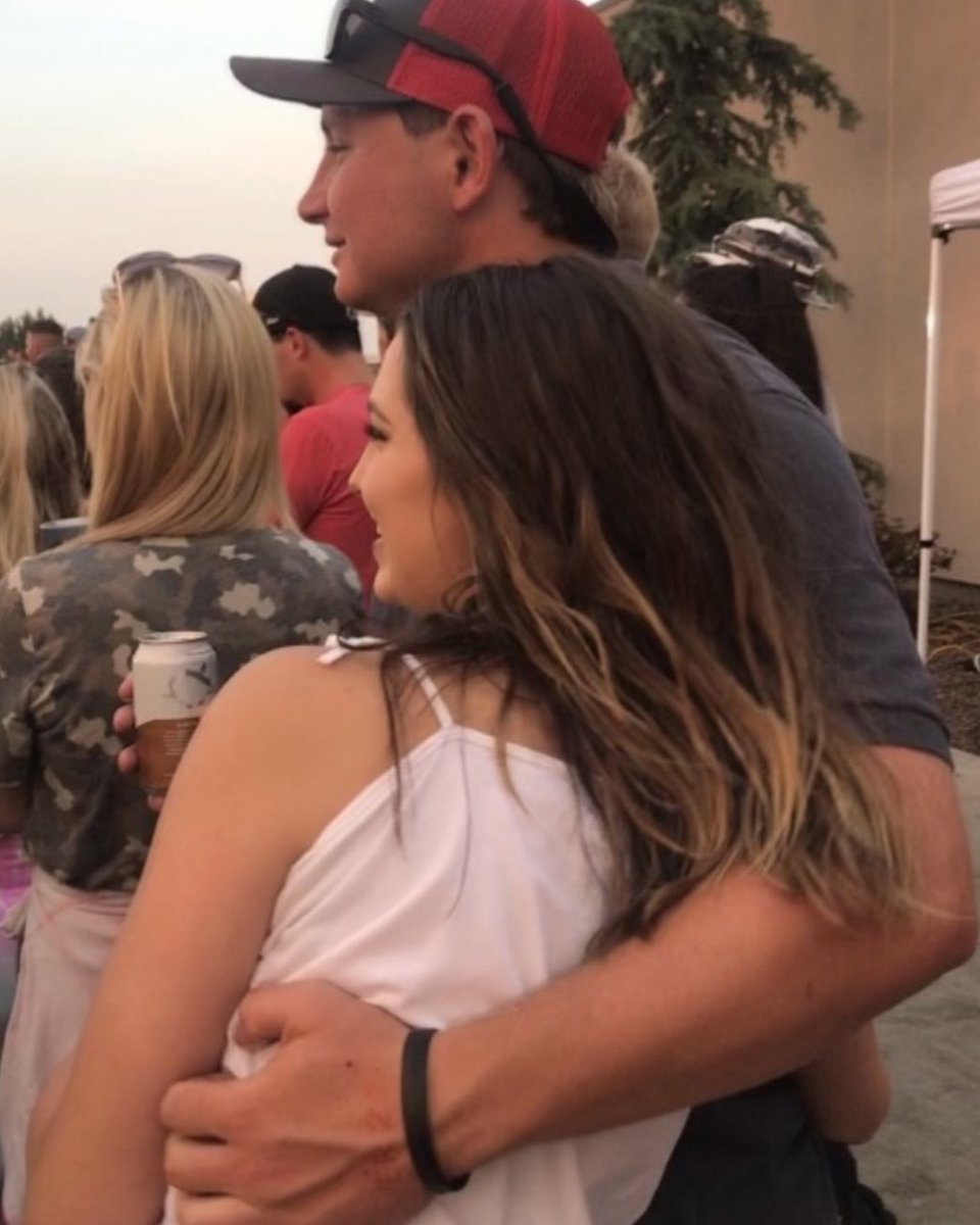 tar__fer's tweet photo. Smash Mouth was right huh, @JD_Ferris? The years start coming, and they don’t stop coming…Happy Birthday!! I love you ❤️❤️ https://t.co/b7rZOEa6k8