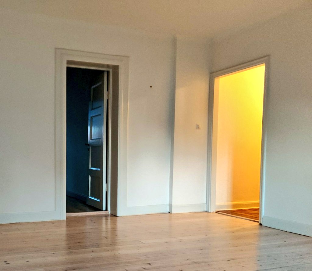 staghorne's tweet photo. New flat, with shades of Magritte. https://t.co/5EoOS5di1E