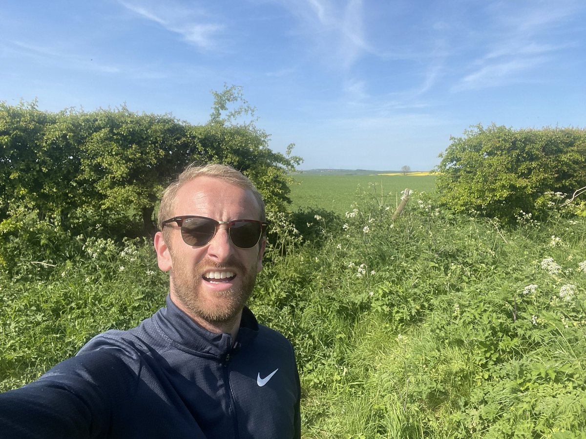 BritainsHigh's tweet photo. 29/47 Normanby Top, Lincolnshire, 168m. #yellow #walking #LINCOLNSHIRE https://t.co/AaKOL1Ojri