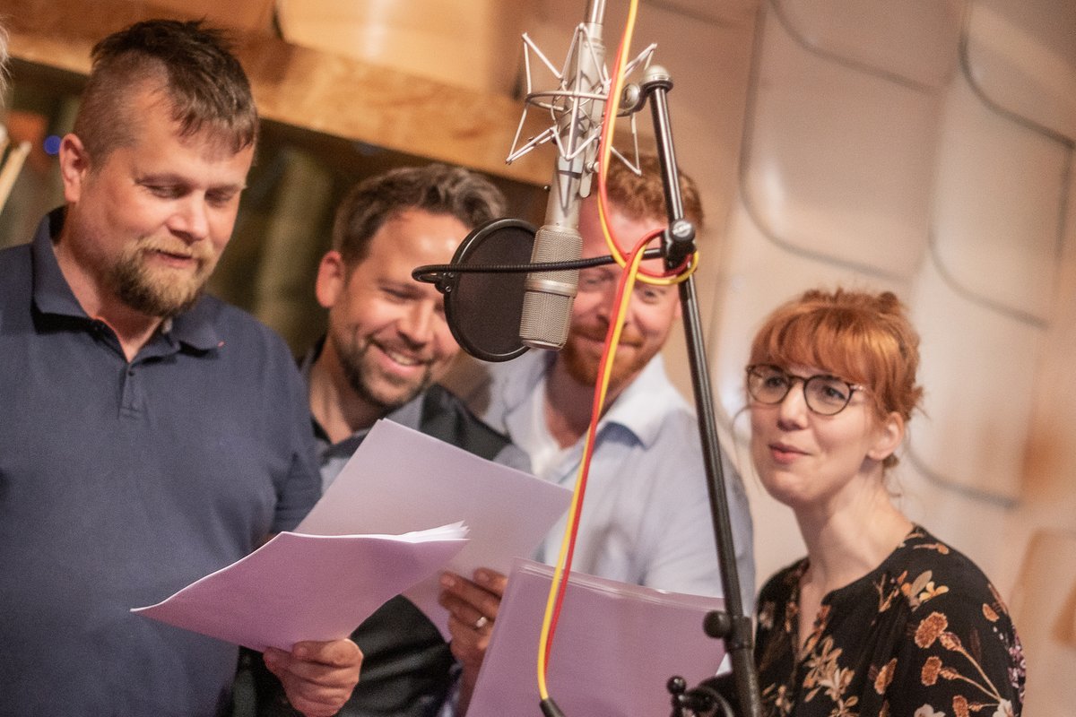 tiemannTV's tweet photo. Wir sind wieder im Studio!
#hörspiel #hoerspiel #hoerspielstudio #theaterexlibris #sprecher #sprecherin #muenster #muensterhafen https://t.co/QNzBCxFkX4