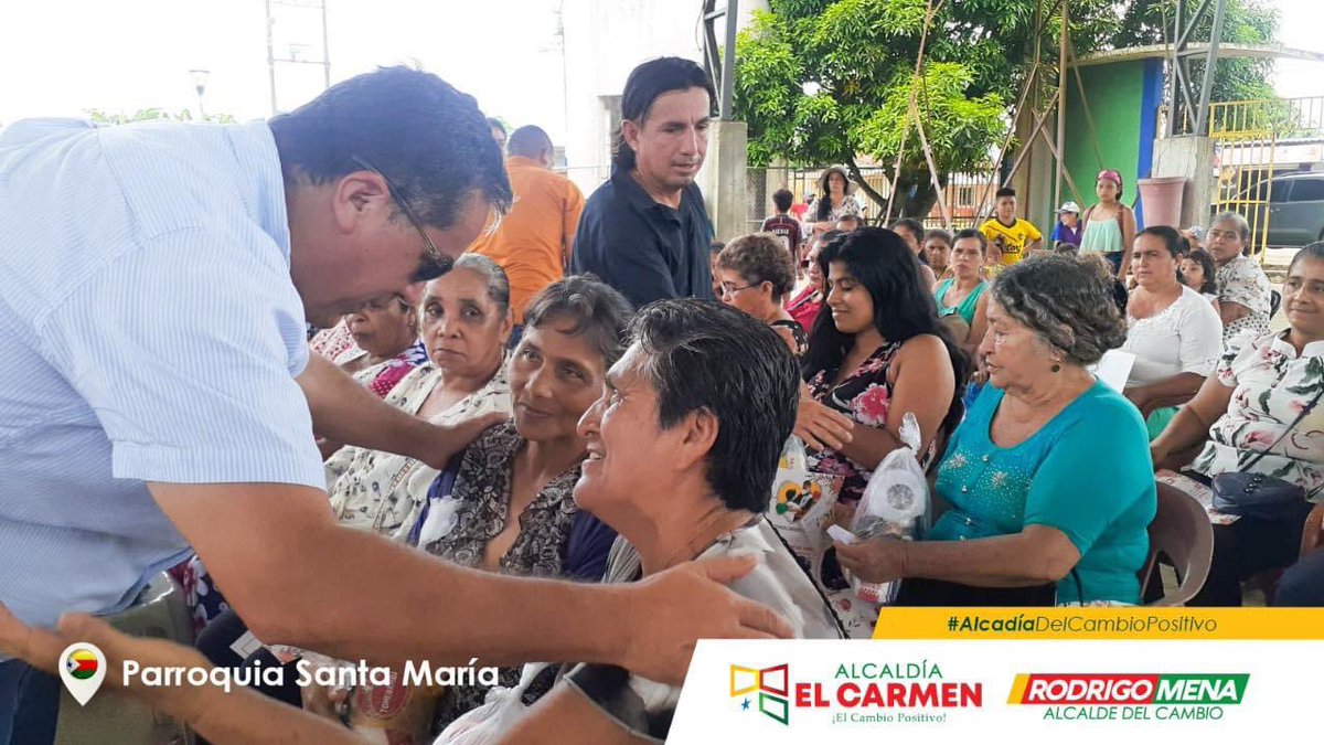 RodrigoMenaR's tweet photo. #DíaDeLaMadre2022 momentos de felicidad vivimos junto a  las madres de la parroquia Santa María junto a mi esposa la Vicealcaldesa Tania Mendoza, durante el uno de los agasajos que organizó la Alcaldía en todo el territorio de la Puerta de Oro. 

#AlcaldíaDelCambioPositivo https://t.co/XcTjVC4fmT