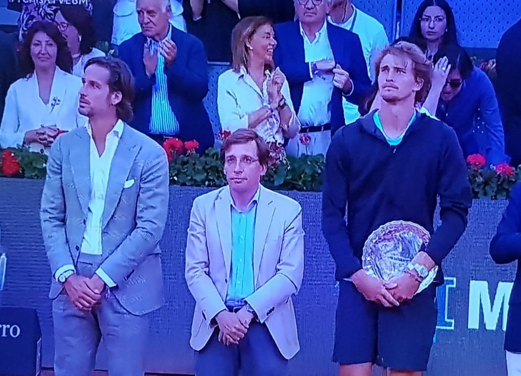 Nazanbeach 💜 PajariThor tweet media