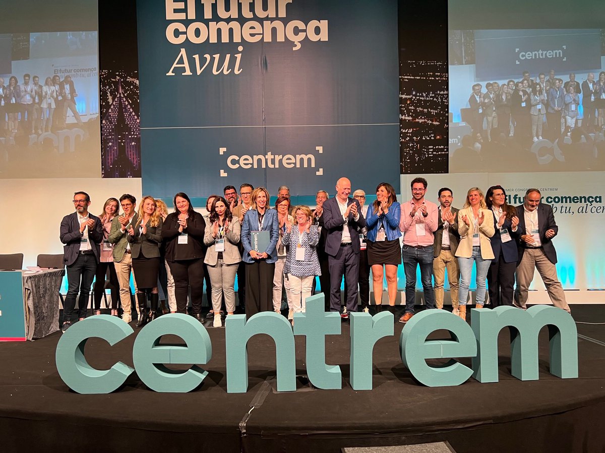 oriolvbc's tweet photo. Ahir vam fer el primer congrés de @Centrem_ i formaré part de la direcció encapçala per @angelschacon i amb la presidència de @LluisFontE 

Tenim molta feina per reconstruir un espai polític que Catalunya necessita fort per (tornar a) ser un país normal. https://t.co/jHR7k9Kuh5