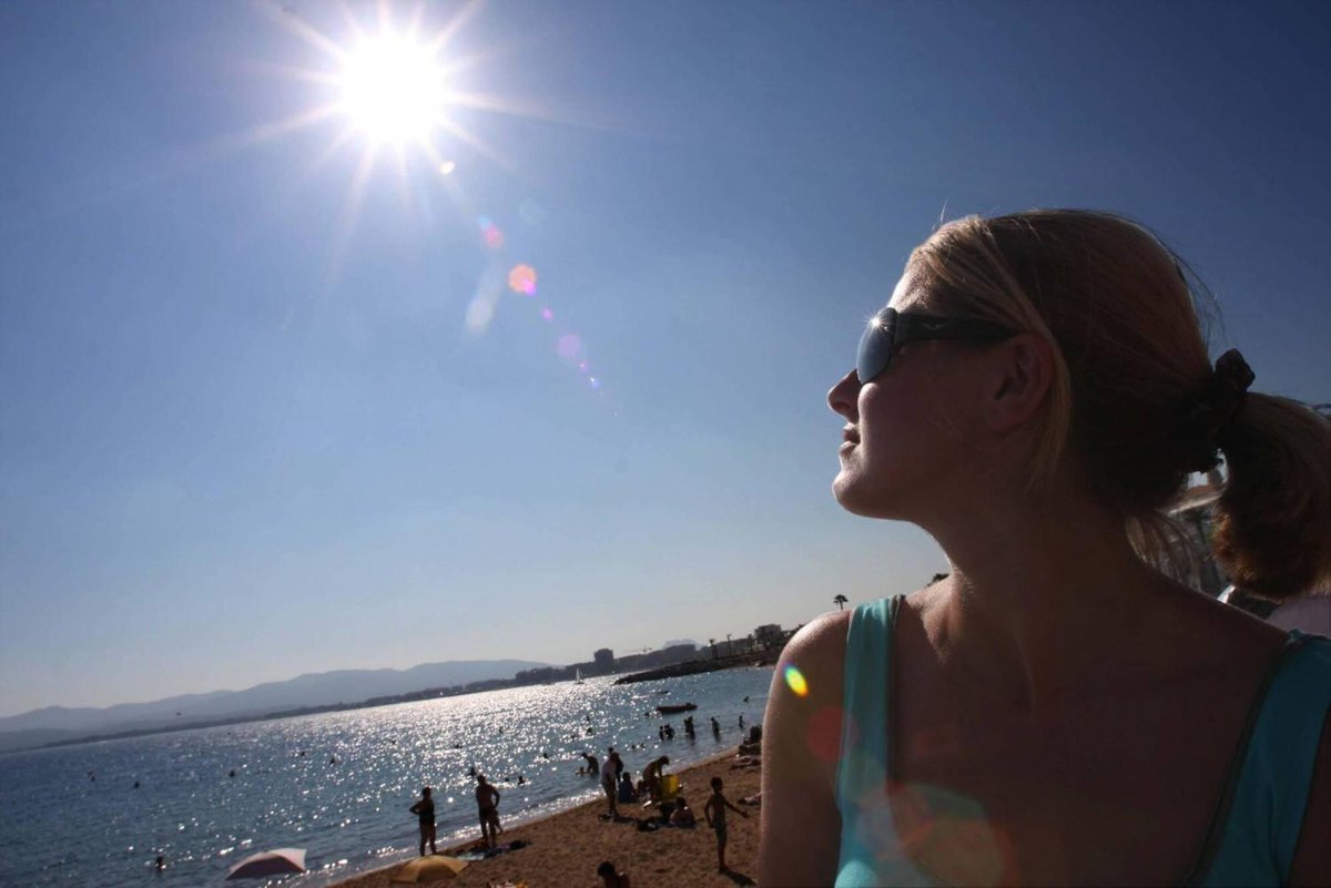 Var_Matin's tweet photo. Jusquà plus de 30°: Météo France confirme un coup de chaud digne de l'été dans le Sud de la France la semaine prochaine https://t.co/08U3h06wbN https://t.co/xQnTG5vCQh
