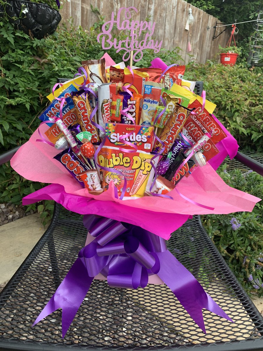missimmyn's tweet photo. Coming back soon…

SWEET SURPRISE will be back OPEN!! I will start to take orders again from 12th July onwards…. 
Please share this post☺️☺️

I will put a reminder out before but I can’t wait to start making you lovely lot bouquets again! Ive missed it so much🥰 
- Imogen🍭 https://t.co/A5vBheGobW