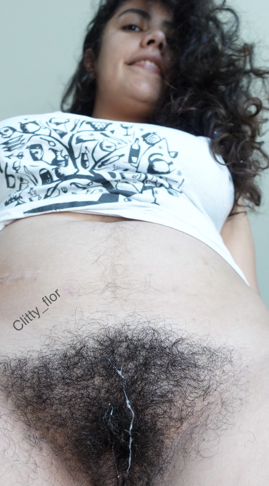 wet hairy pussy 