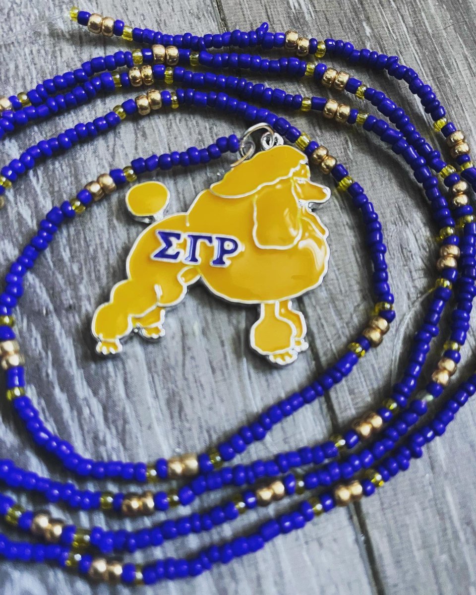 amazonstylez's tweet photo. “Sigma Gamma Rho”. A custom-made strand for a sorority sistar. 💙⭐️🐩 #sorority #waistbeads #custommade https://t.co/WdyiW823ZR