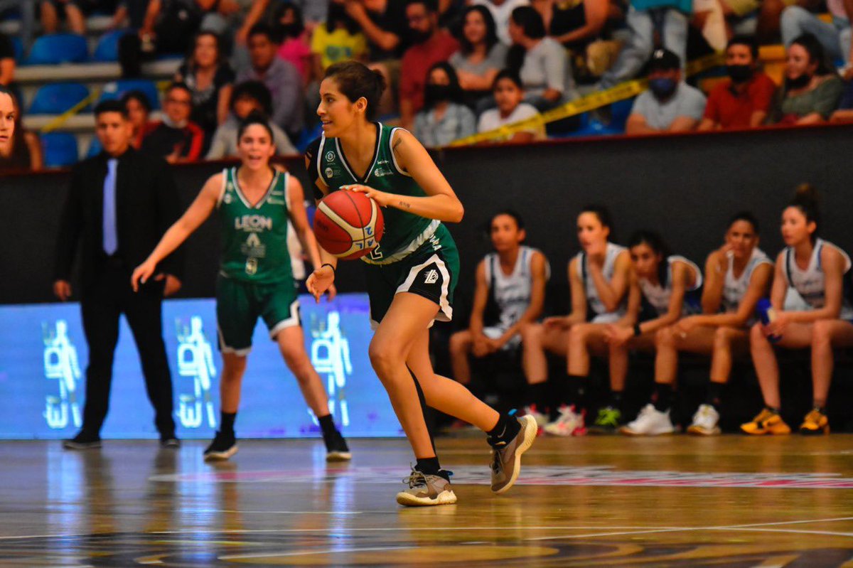 audioramanoti's tweet photo. 🏀 Las @Abejasdeleonfem de la categoría femenil tuvieron su primer par de enfrentamientos en casa dentro de la #LNBPF; sin embargo, los duelos ante su similar de #Astros no fueron positivo, dado que perdieron los compromisos. Con una pizarra de 90 por 70. https://t.co/NSM11uzvy0
