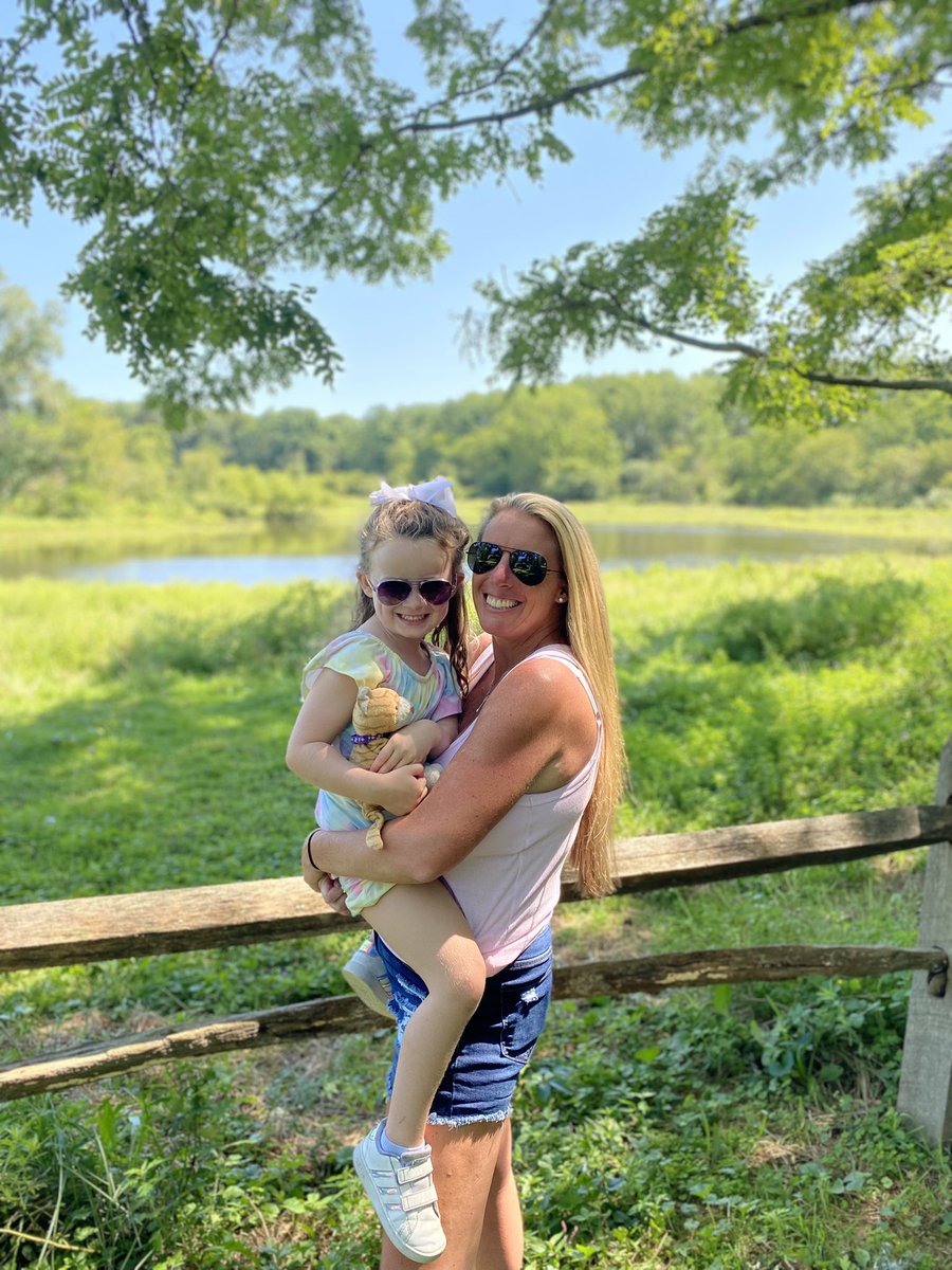 Happy Mother’s Day to the best mom a little girl could ask for #MothersDay