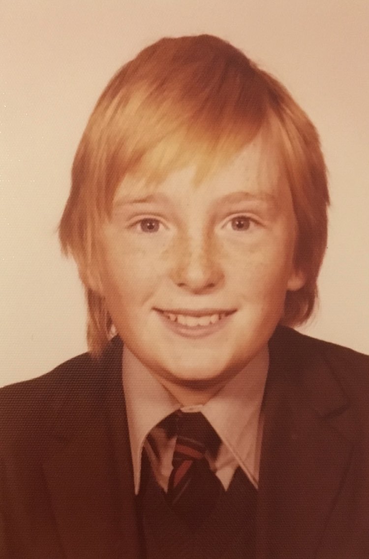 Paulie9461's tweet photo. Me in 1975 #sts70s .. never been kissed .. ‘my grandmother at Christmas’ doesn’t count #NotGinger those school photos 😬 https://t.co/HVyfqkOKna