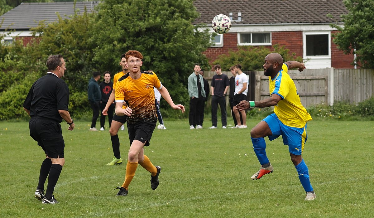 Some snaps from:

𝐏𝐫𝐢𝐧𝐜𝐞𝐬 𝐏𝐚𝐫𝐤 𝐑𝐚𝐧𝐠𝐞𝐫𝐬 𝟐 - 𝟐 𝐌𝐨𝐫𝐠𝐚𝐧 𝐀𝐭𝐡𝐥𝐞𝐭𝐢𝐜  

Liverpool Business Houses League

Division 4

Venue: Thomas Lane     08/05/2022