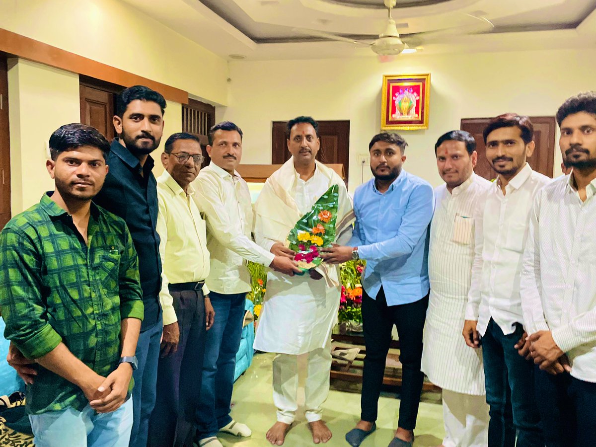 MapariAniket's tweet photo. बुलडाणा जिल्हा काँग्रेस कमिट जिल्हाध्यक्ष दमदार नेतृत्व मा आ राहुलभाऊ बोन्द्रे  आपणास वाढदिवसाच्या मनःपूर्वक हार्दिक शुभेच्छा  💐 https://t.co/8RasFAowLm