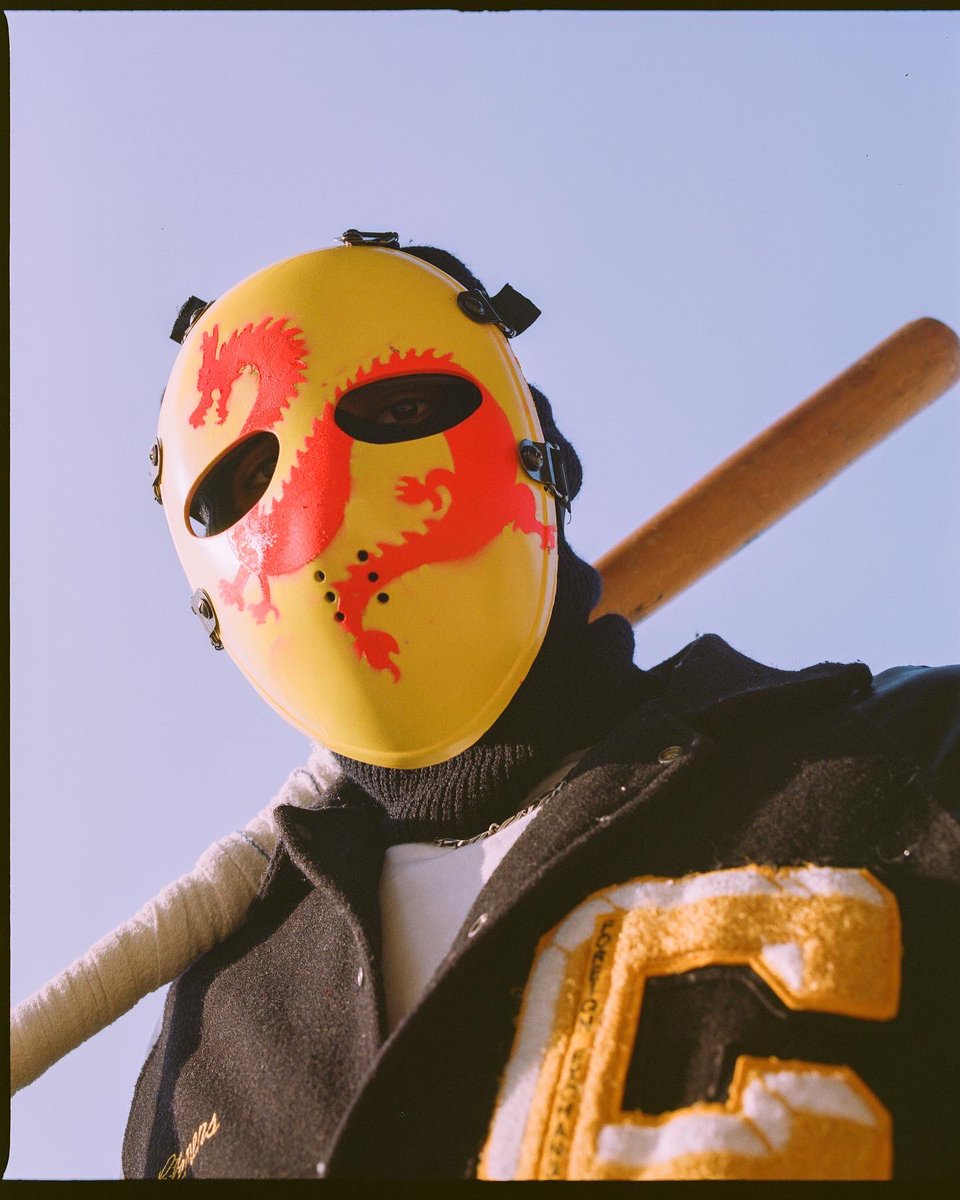 tommysailt's tweet photo. Shooting thématique violence.
"Red dragon nique des gl"
Photos et D.A par moi https://t.co/hPQfEy5f6o