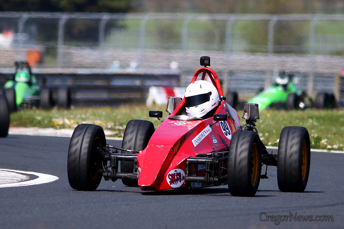 CregorNews's tweet photo. Jordan Kelly won race 2 of @FormulaVeeIrl @SelcoHygiene national championship
today in @BishopscourtC
#msirl #fvee https://t.co/tnOBLLKqOq