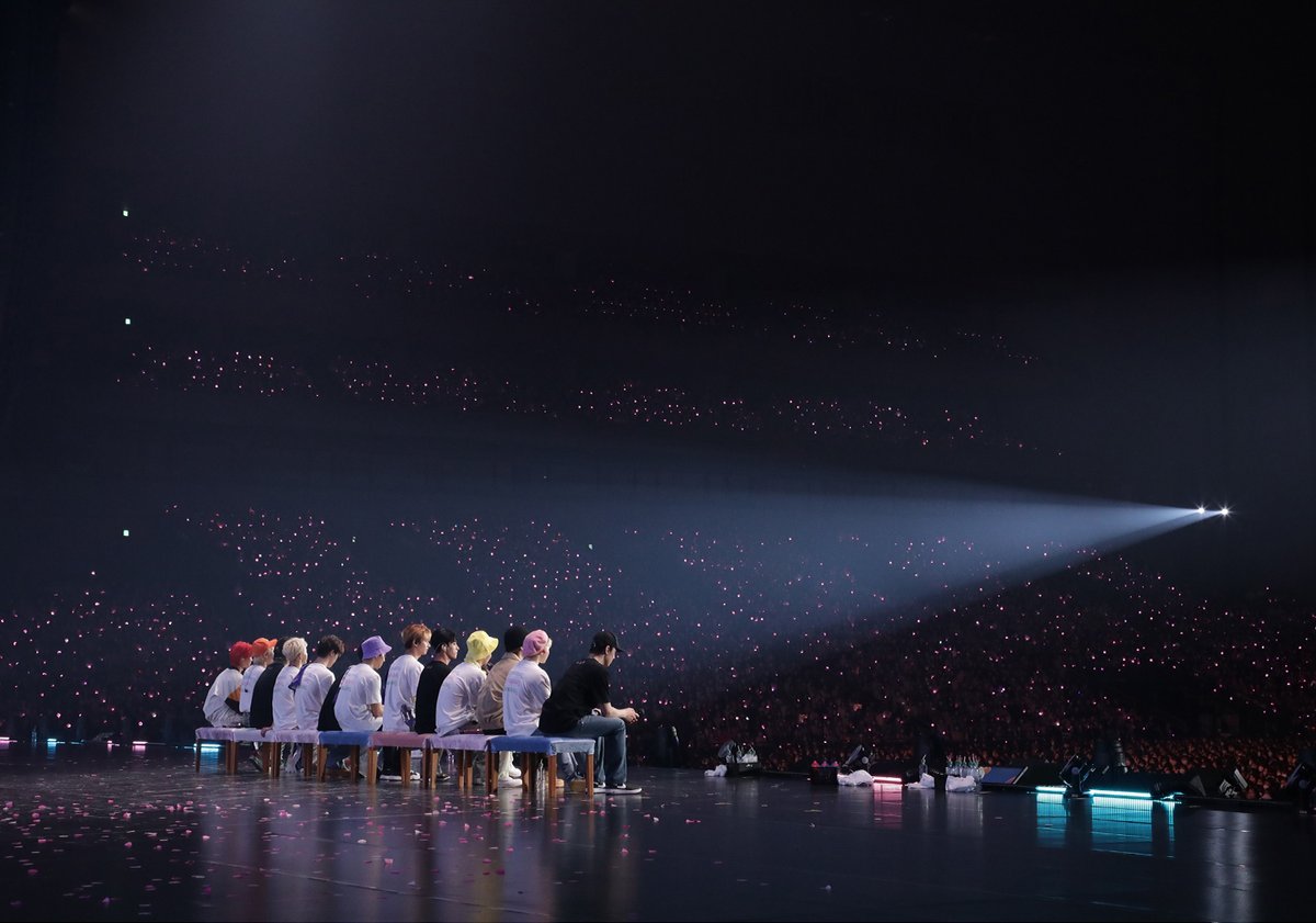 Kkorepo's tweet photo. 「速報」#SEVENTEEN、約2年半ぶりとなる来日公演『SEVENTEEN 2022 JAPAN FANMEETING 'HANABI'』開催！2日間で6万人動員
 https://t.co/T0q7uCRo6Q https://t.co/IjIQsiB4lm
