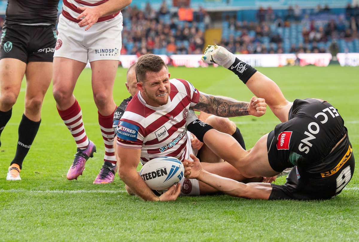 WiganWarriorsRL's tweet photo. Custyyyyyy ✊✊

#WWRL #ChallengeCup https://t.co/72Te5nKbl1