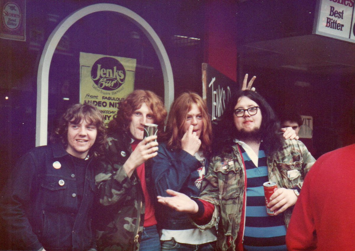 Jenks Bar, Blackpool, May 1981.

#Blackpoolhistory

(Photo @johncox2112)