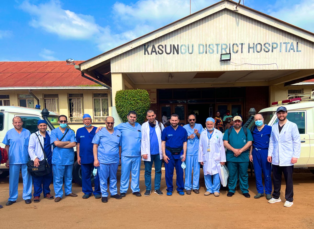 MJ_Ghosheh's tweet photo. A very humbling 2-week aid mission at Kasungu District Hospital in Malawi 🇲🇼

I am extremely grateful to have had this opportunity to be amongst this great team in aiding more than 100 patients. 

Truly looking forward to a lot more visits with better resources and bigger teams! https://t.co/gIA61I01Fk