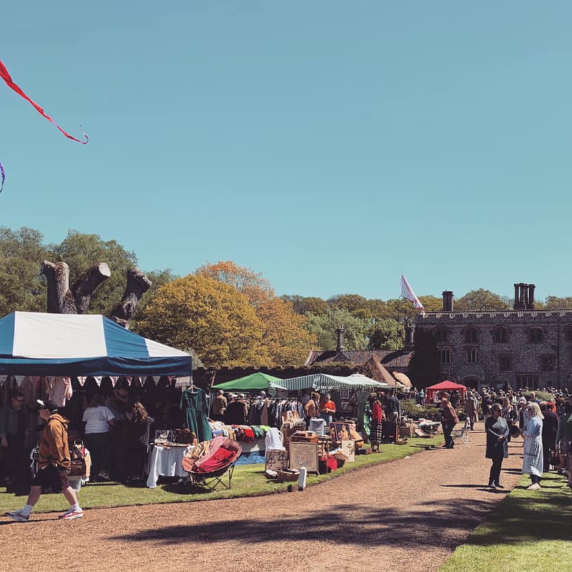 vintagelovefair's tweet photo. One more week to go! #mannington #vintagenorfolk https://t.co/iojPu5znqz