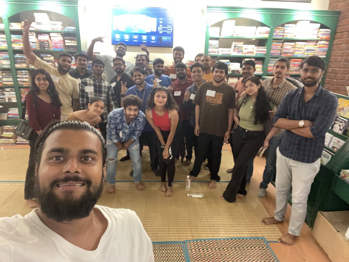 gokul_it_is's tweet photo. ChennaYAY! Our first #web3 meetup in Chennai🚀 
Great work #metastart 
#vanakkamweb3 was Litt🔥
Looking forward for many more #phuckyuall moments https://t.co/thxAIlqD23
