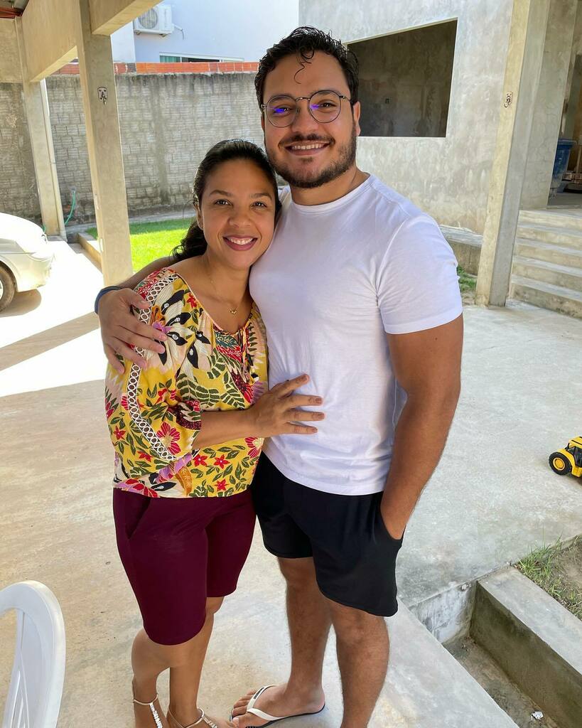 SilvaSardes's tweet photo. Grato a Deus pelas mães na minha vida! Em especial a que me gerou, criou e formou… você é uma inspiração de mulher @jarcilene_martins obrigado por sempre me ensinar os caminhos de Jesus! Feliz dia das mães à todas que doam suas vidas para gerar e cui… https://t.co/88Wbdnm2y5 https://t.co/uIAKKvZVTH