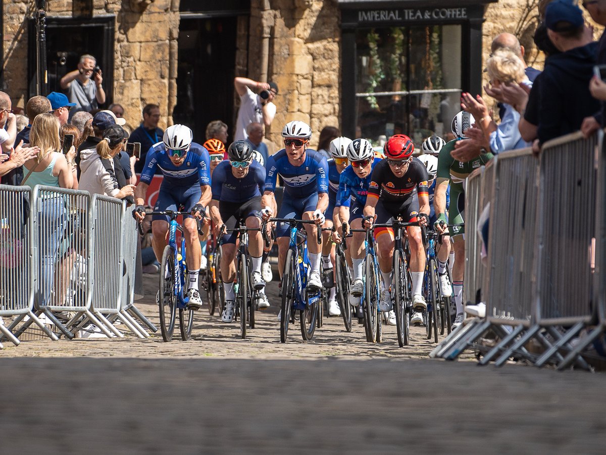 lincolninphoto's tweet image. Just a few snippets from todays men&apos;s Lincoln Grand Prix @LincolnGrandPri @rapha @itvcalendar @VeloUK  #lincolngrandprix #michaelgate #cobbles

Full set here - facebook.com/scottamrphotos
