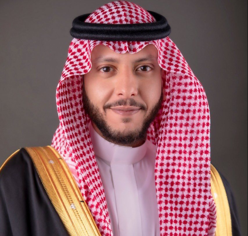 HammadSalmi's tweet photo. كان لقاء مثمرًا للغاية مع صاحب السمو الملكي الأمير #سعود_بن_نهار_بن_سعود محافظ الطائف. شكرا لوكيل المحافظة ومسئوليها دعوتهم لهذا اللقاء. لقد خرجت بانطباع جيد كون محافظنا الجديد يحسن الإستماع كما يحسن الإسماع. وفقه الله.أنا على يقين أن الطائف تخطو نحو مستقبل باهر.
#حماد_السالمي https://t.co/MJGKVK9GTI