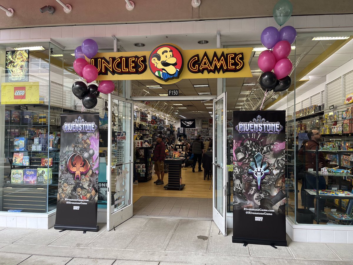 We had a blast demoing the game with fans yesterday at <a href="/UnclesGames/">Uncle's Games</a> ! Thank you to everyone who stopped by 🥳