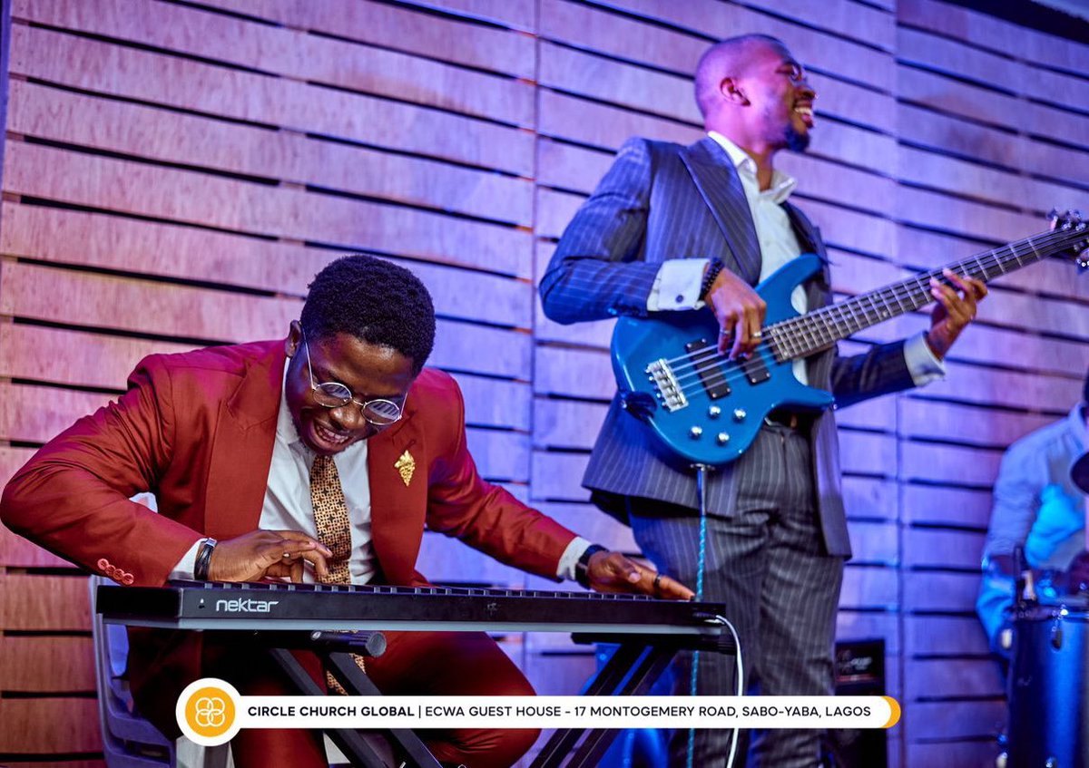 thefiyinadeniyi's tweet photo. Ayyyyyyyy! Services Are Always So Explosive! 🔥✨ @CircleChurchNG https://t.co/gKzxm8NEgf