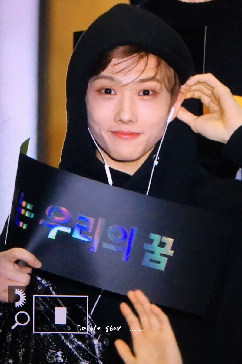 pjs_hourly's tweet photo. #지성 #JISUNG @NCTsmtown_DREAM 
©DoubleStar_0205 https://t.co/blcwalb3S6