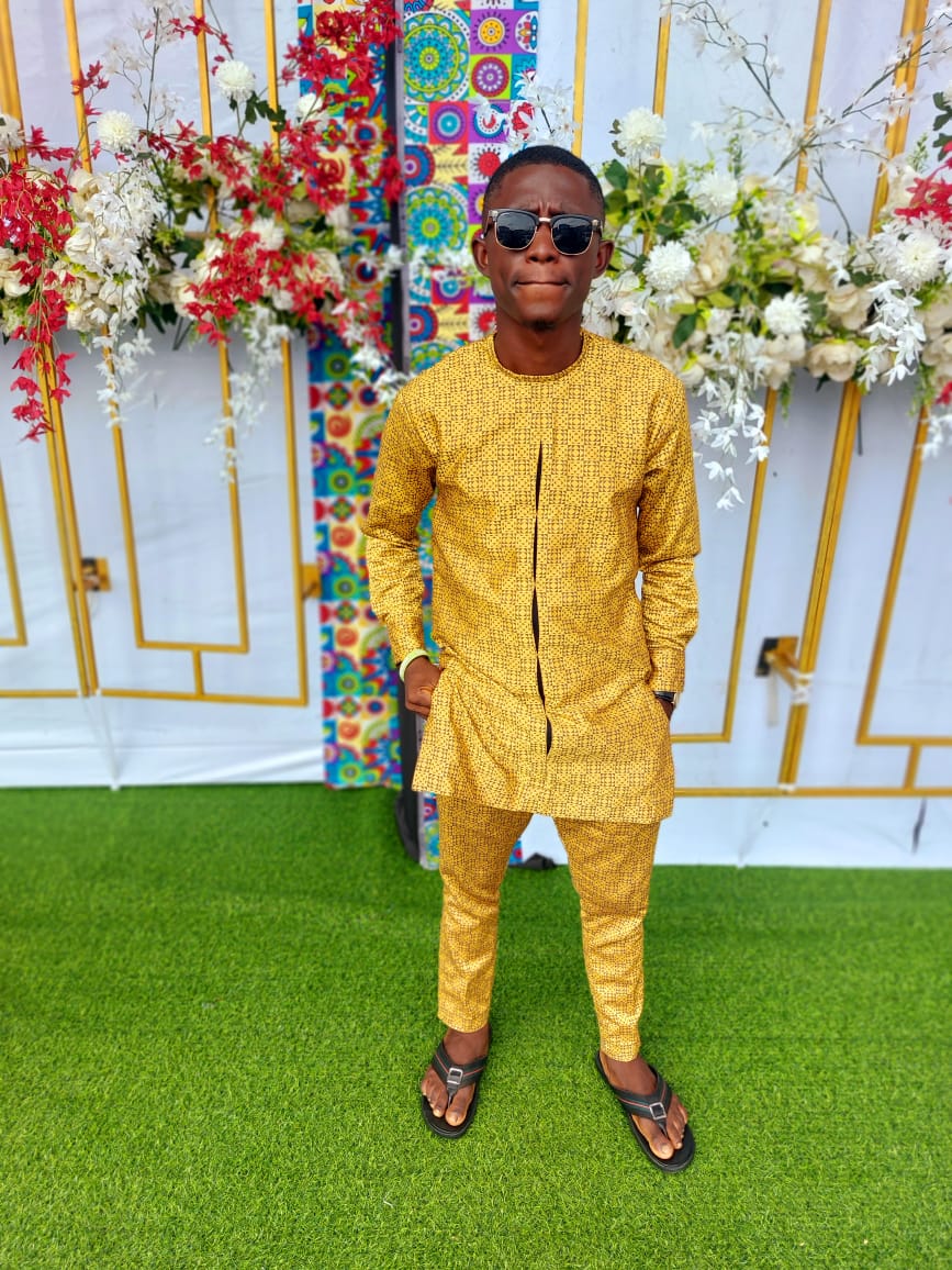 mr_nas11's tweet photo. About yesterday #WeddingGuest #AztechArcum https://t.co/jZYCBP7N3m