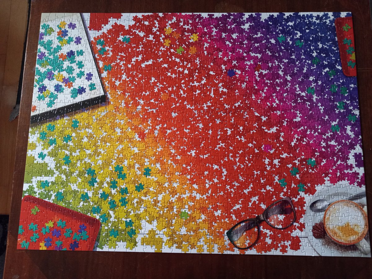 ClaudiaDillaire's tweet photo. Just finished this 1000-piece beauty. #jigsawpuzzle #buffalogames https://t.co/Ue791JmUfZ