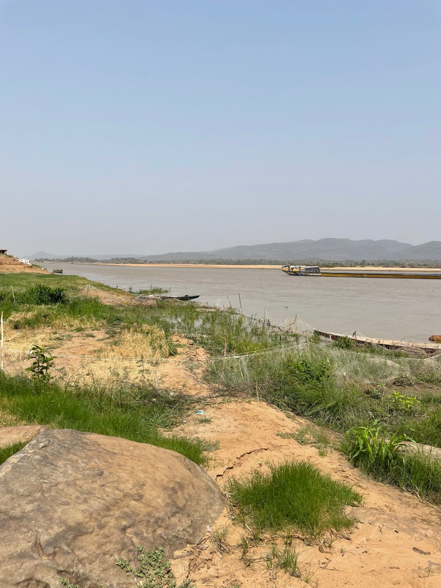 gibbin_hannah's tweet photo. In partnership with #IFPRI @RESCUEorg is piloting #anticipatorycash to reduce the negative impacts of climatic shocks on smallholder farmers in #Nigeria. We plan to measure the results of cash pre and post floods to determine impacts on climate change #resiliency and #adapatation https://t.co/sdGbSBR4gX
